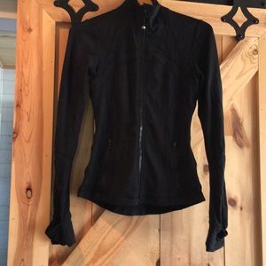Lululemon Black printed Define Jacket size 6
